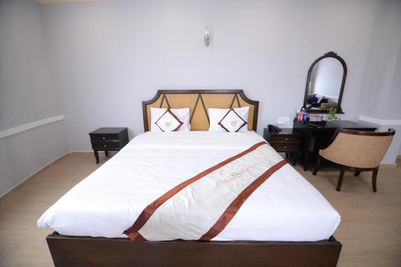 Que Toi Hotel Soc Trang Dış mekan fotoğraf